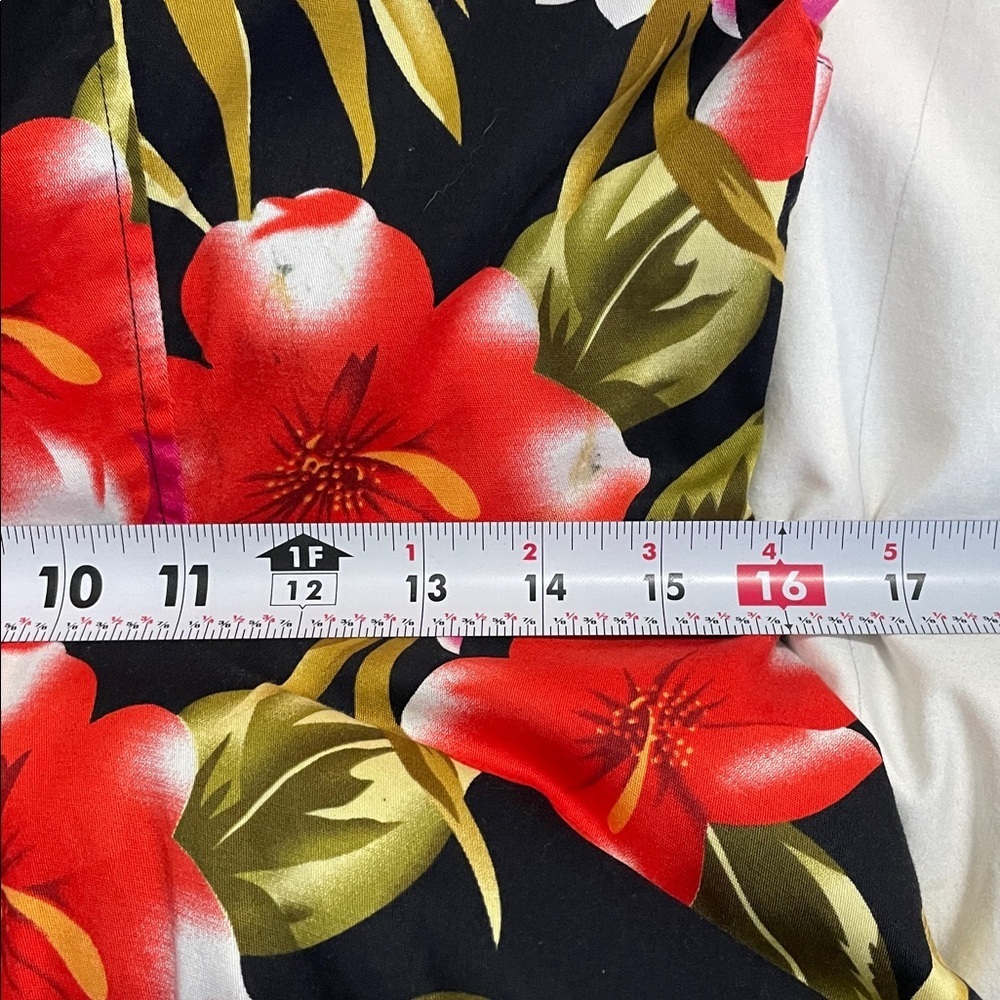 Voodoo Vixen | Black/Red | Hibiscus | Floral | Ruffled Neck | Mini Dress |Size L - Picture 17 of 17